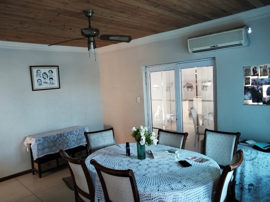 4 Bedroom Property for Sale in Erica Township Western Cape